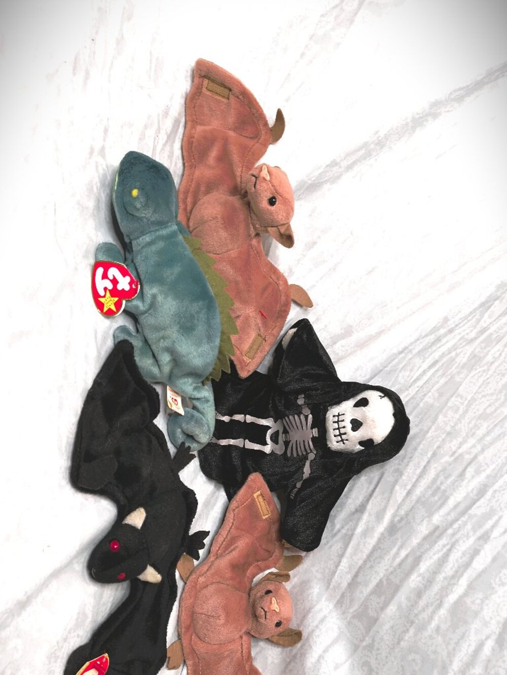 Lot of 5 Halloween TY Beanie Babies - Radar - Iggy - 2 brown Batty - Creepers